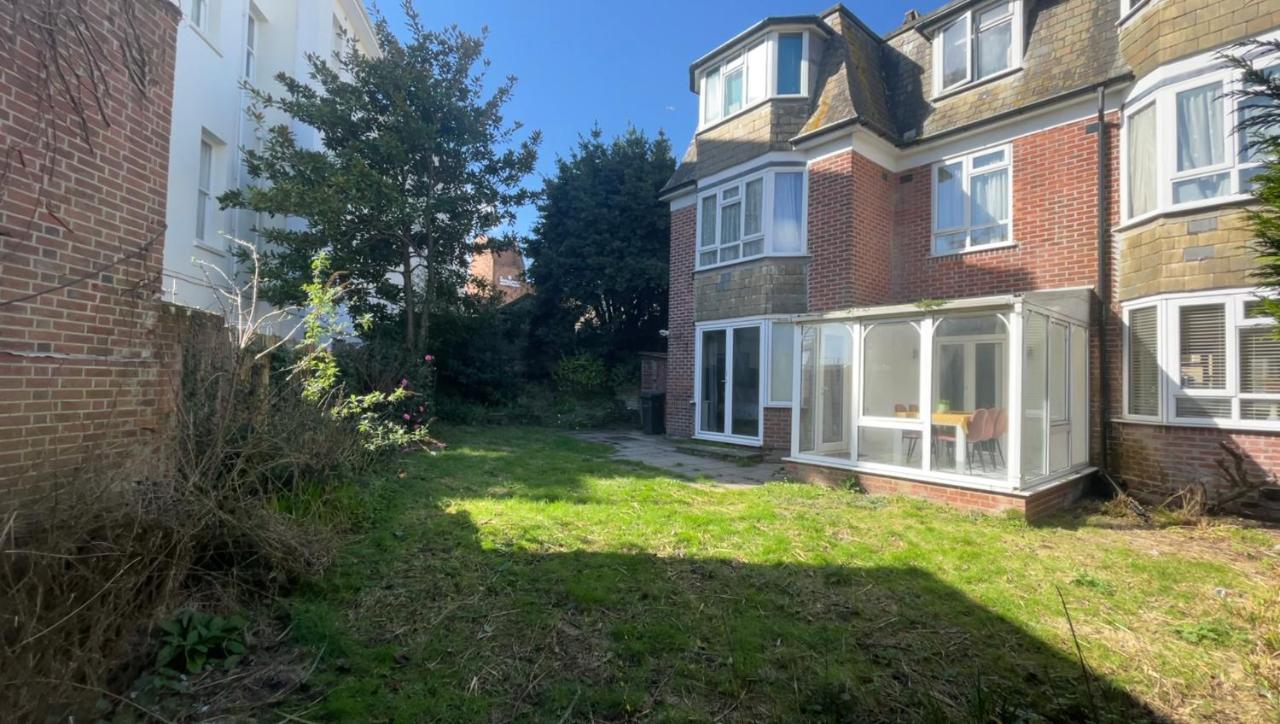 Large 3 Bedroom & 2 Bath - Ground Floor With Parking Bournemouth Exteriör bild